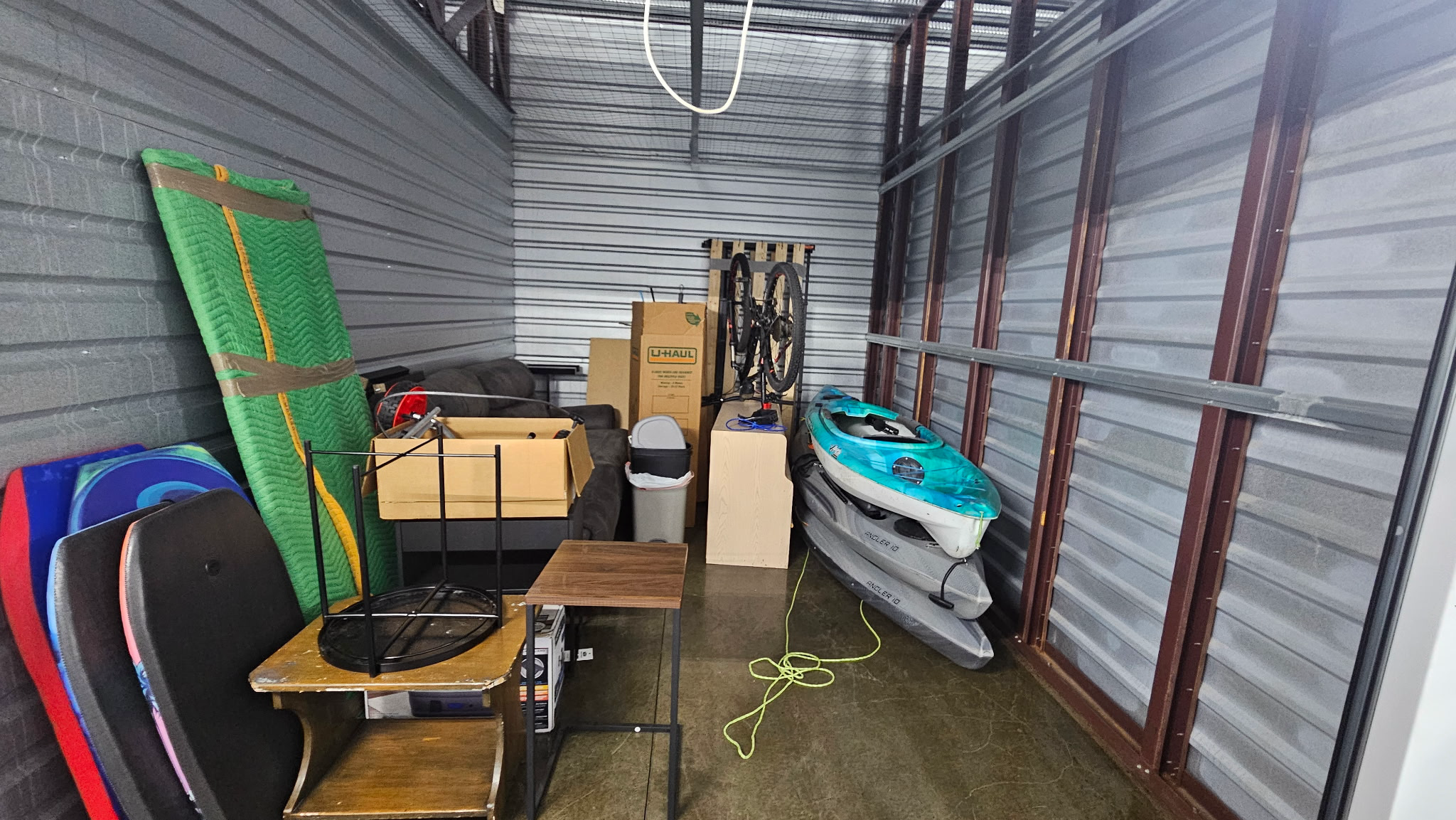 Junk removal from storage unit